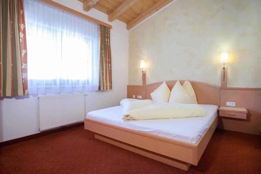 Apart Franz Josef Stumm Quarto foto